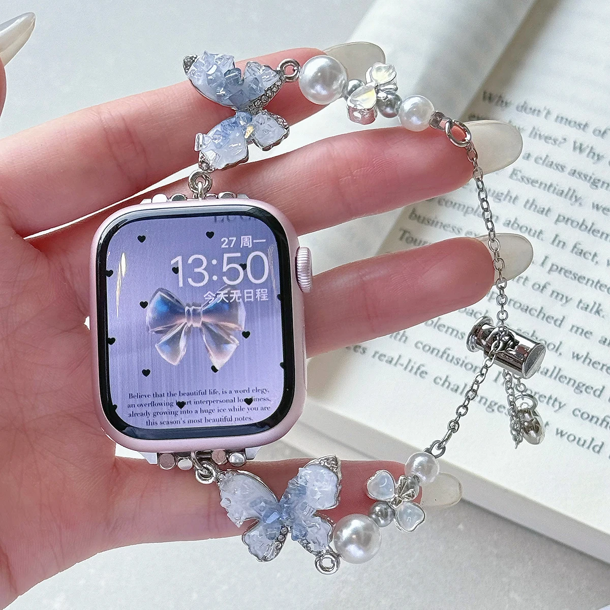 Cinturino in metallo per gioielli a farfalla per cinturino Apple Watch 41mm 45mm 44mm 40mm 38/42mm cinturino da donna di lusso per iWatch 9 8 SE 7 6