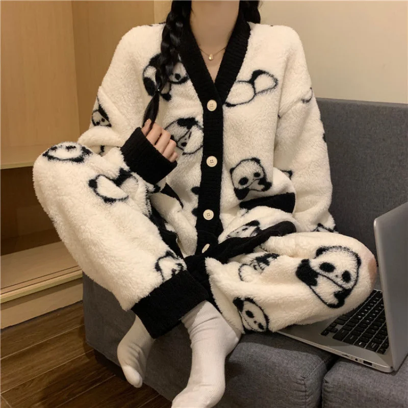 

Коралловые бархатные пижамные комплекты, женские милые мультяшные пижамные комплекты для отдыха с v-образным вырезом, утепленные зимние пижамы для девочек, свободные шикарные модные комплекты