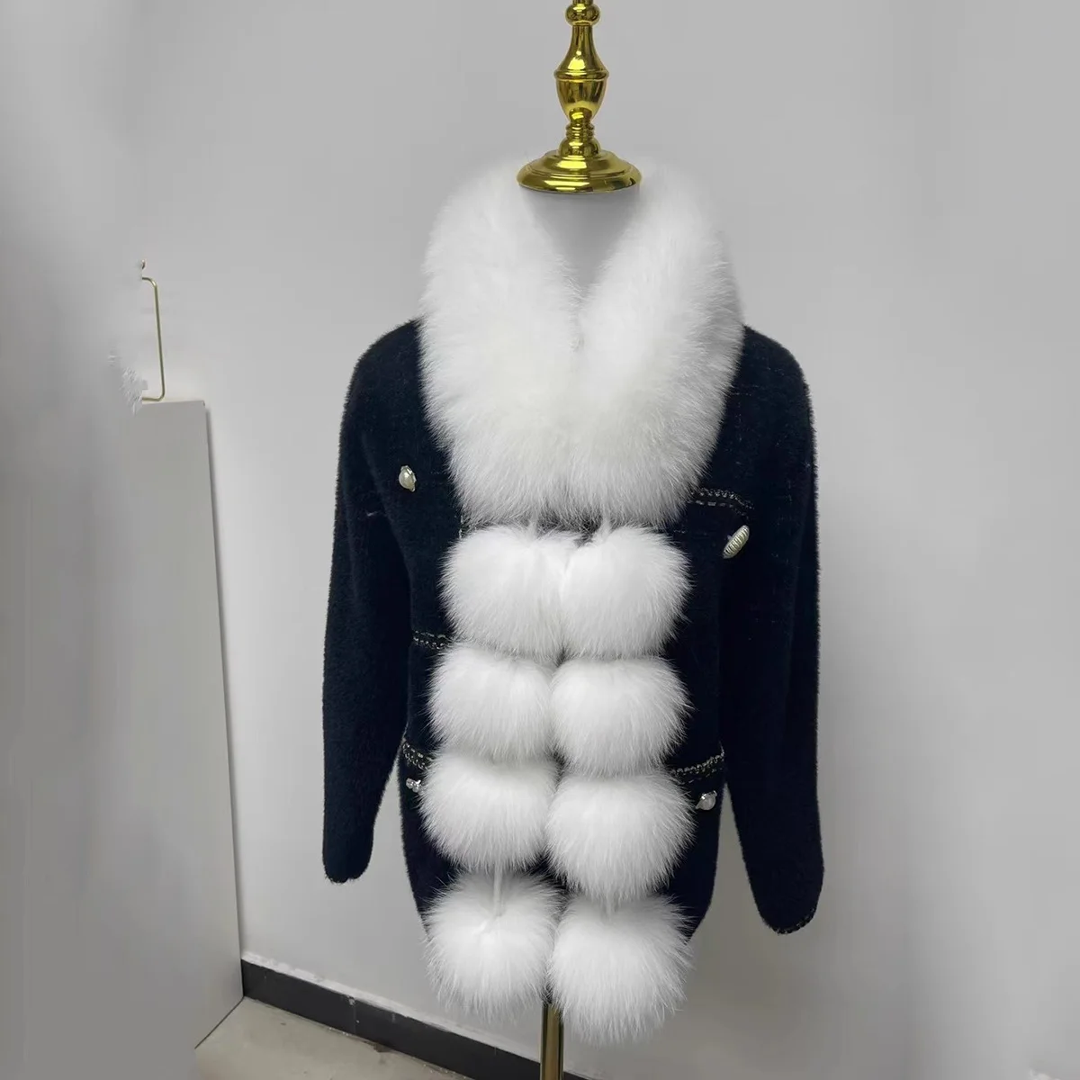 

FEIMANYUAN New Real Women's Fox Fur Scarf Winter Accessories Natural Warm Winter Genuine Fox Fur Ball for Ladies