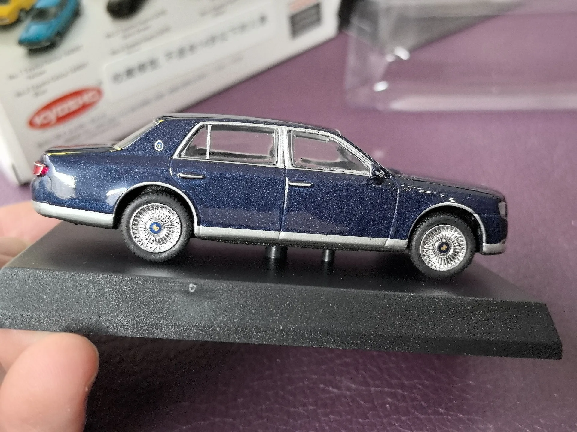 دييكاست كيوشو 1:64 مقياس تويوتا القرن سبيكة سيارة نموذج تحصيل لعبة هدية تذكارية عرض حلية