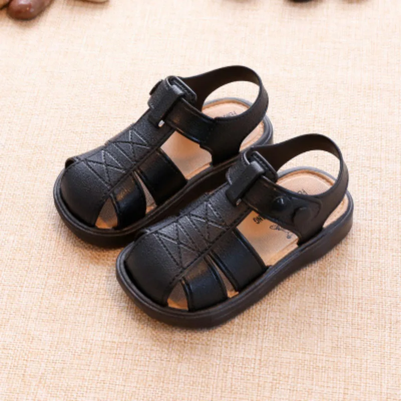 Scarpe da bambino estate nuova punta chiusa sandali da bambino suola morbida antiscivolo primi camminatori neonato tinta unita scava fuori scarpe da spiaggia