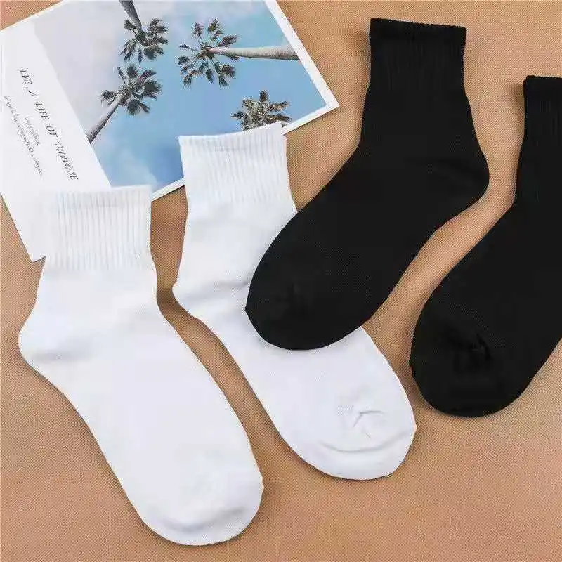 10 pairs of men\'s black and white fashionable simple casual business daily comfortable breathable sports socks