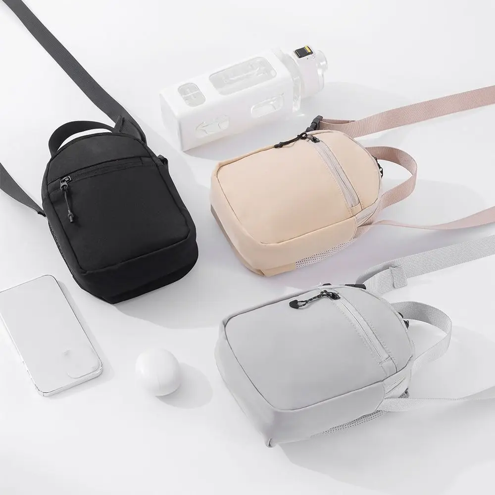 

Shoulder Strap Mesh Water Bottle Carrier Bag Quick Drying Nylon Crossbody Water Bottle Purse Front Pocket Large Opening