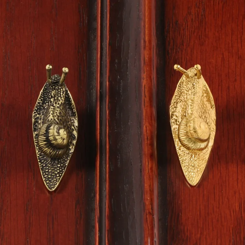Nordic Solid Brass Snail Knobs and Handles for Drawers Individual Creativity Golden Knobs for Furniture