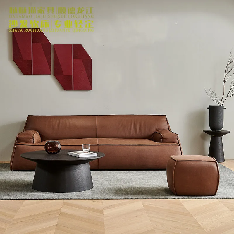 

Средневековый цельнокожаный диван из дамасской кожи для гостиной, прямой, в стиле ретро, класса люкс, из высококачественной анилиновой кожи с эффектом масляного воска