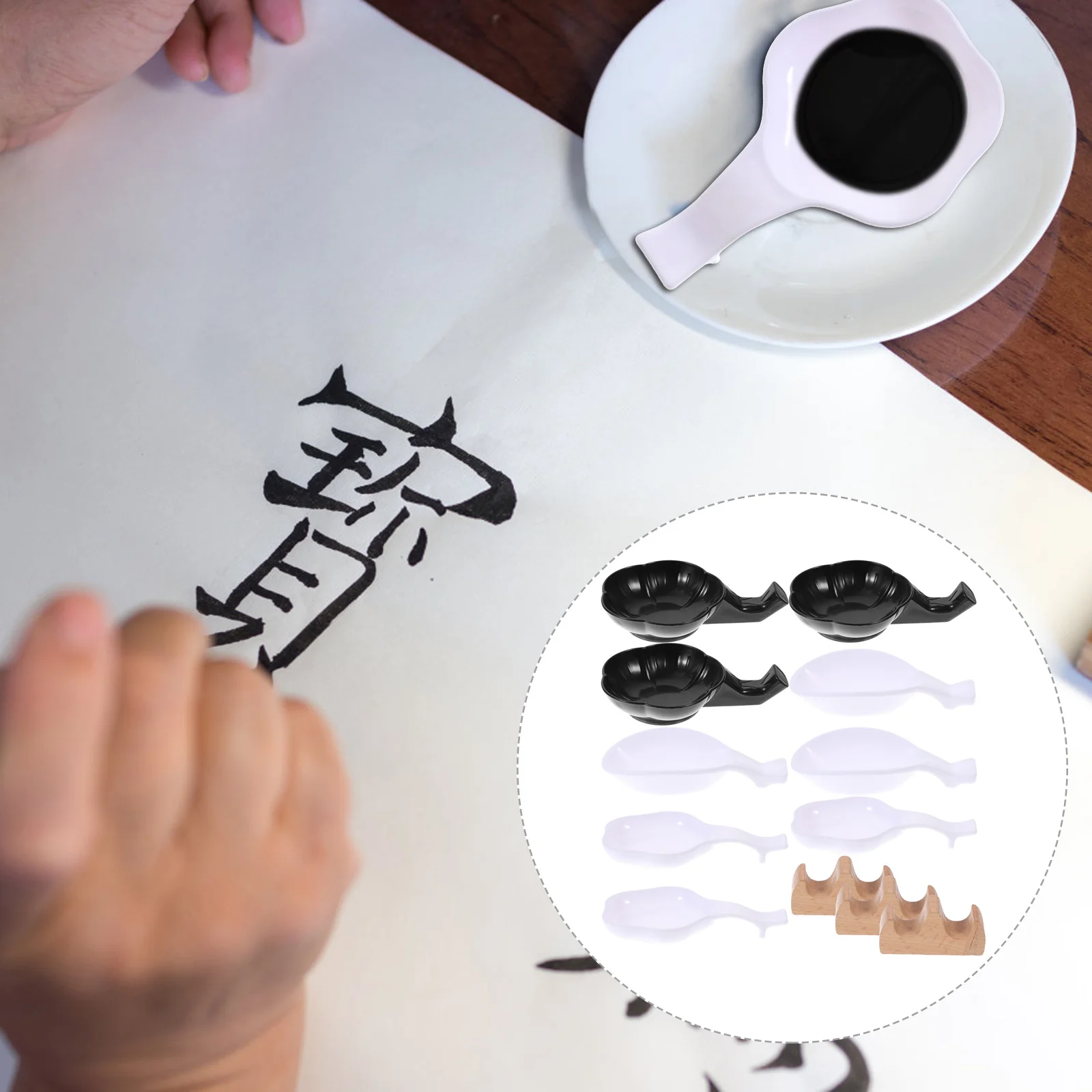 

12Pcs Calligraphy Pen Rest Ink Dish Plastic Ink Plate Portable Brush Holder Desktop Decoration Chinese Calligraphy Supplies