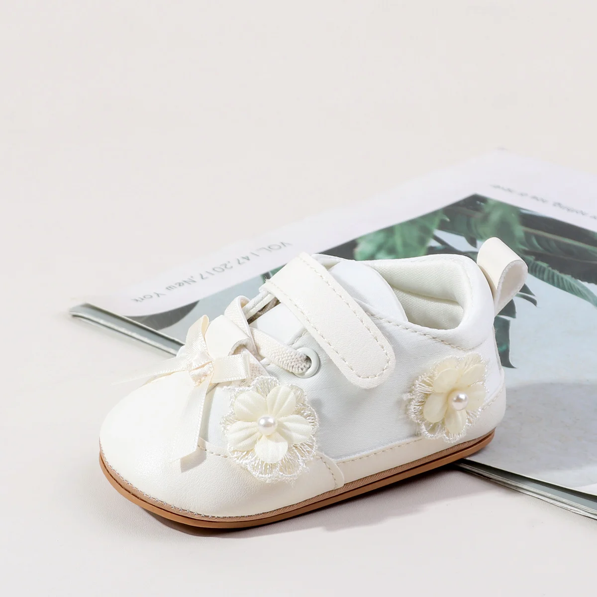

Spring And Autumn Baby Toddler Shoes For 0-18 Months Beautiful Design Hook-loop High Quality PU Leather And Soft TPR Sole