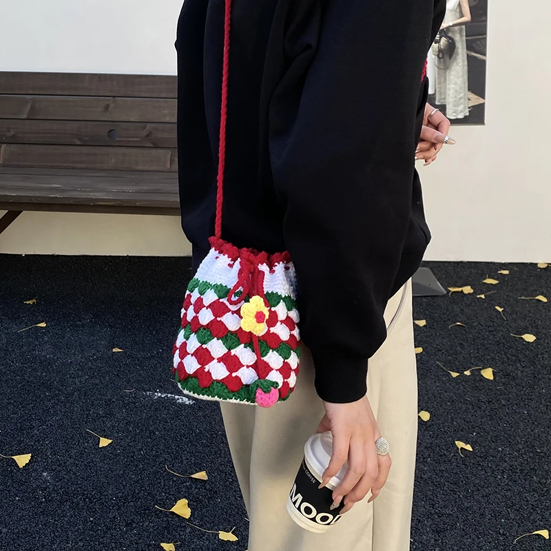 Torby crossbody z patchworku z włóczek, świąteczne, urocze, modne, uniwersalne torebki damskie z designerskim akcentem dla dzieci, nowość 2025