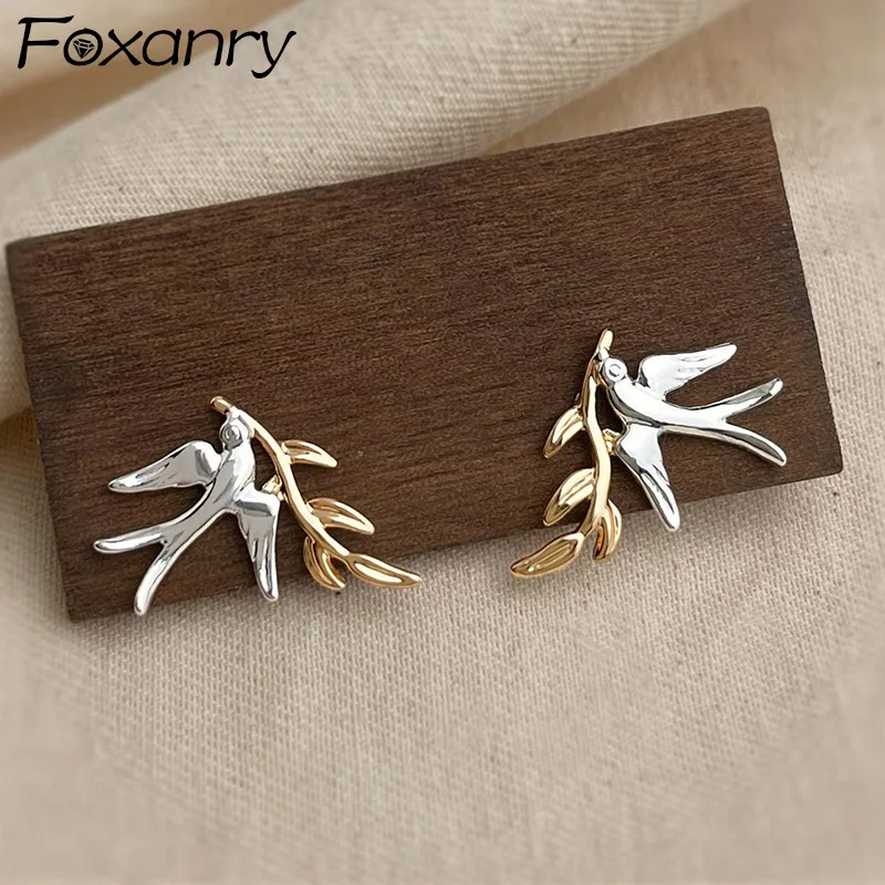 Foxanry-pendientes de golondrina bicolor para mujer y niña, aretes creativos, exquisitos y bonitos, para prevenir alergias, joyería de aniversario