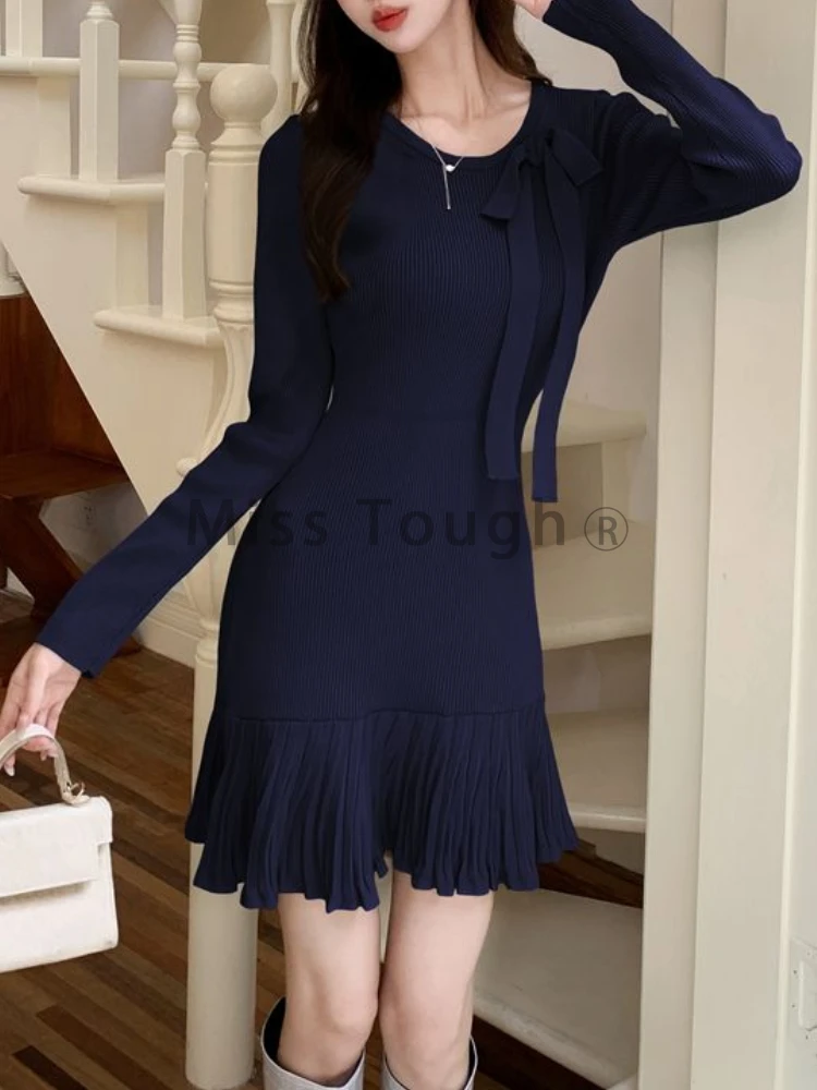 Winter French Retro Solid Knitted Dress Women 2024 Casual Knit Round Neck Elegant Sweater Dresses New Design Sense Slim Clothing