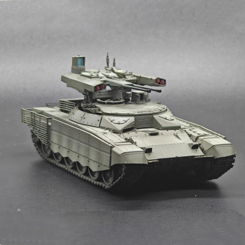 Modèle de char à chenilles en résine à l'échelle 1:72, simulation bmpt-72, affichage statique, jouet de collection, cadeau, souvenir, décoration