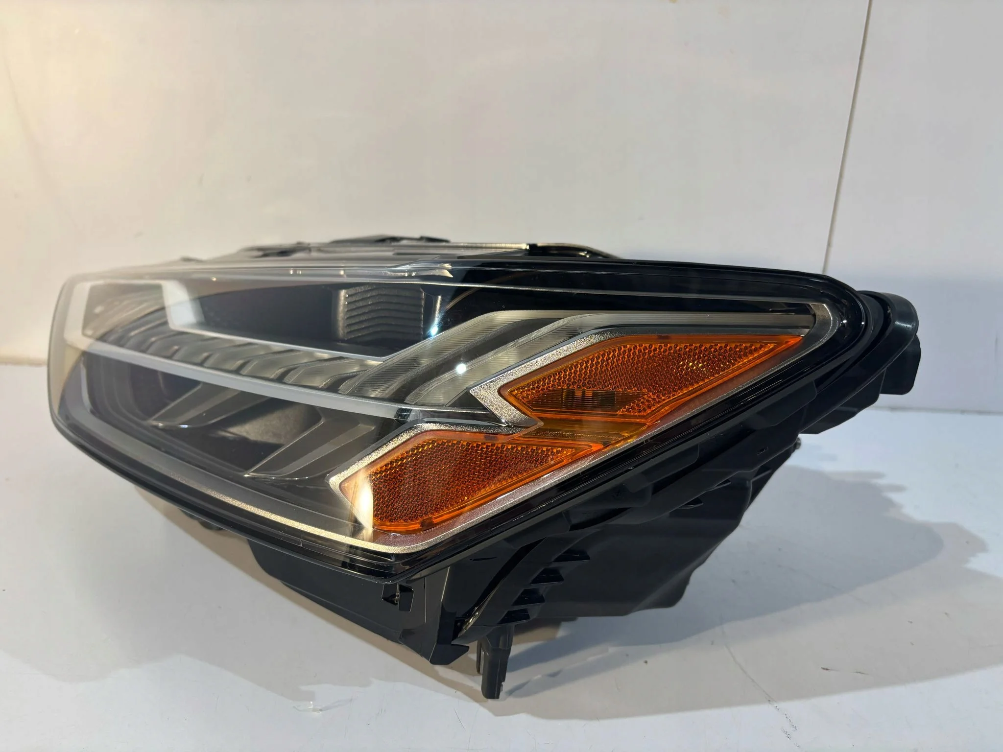 Suitable for  A7 LED RS6 RS7 C8 American Headlights