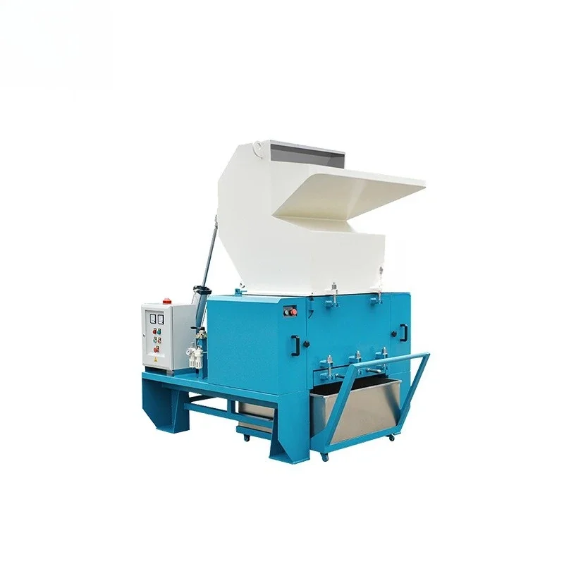 Universal plastic crusher crushing plastic rubber head crusher 800 type plastic crusher injection molding edge material crushing