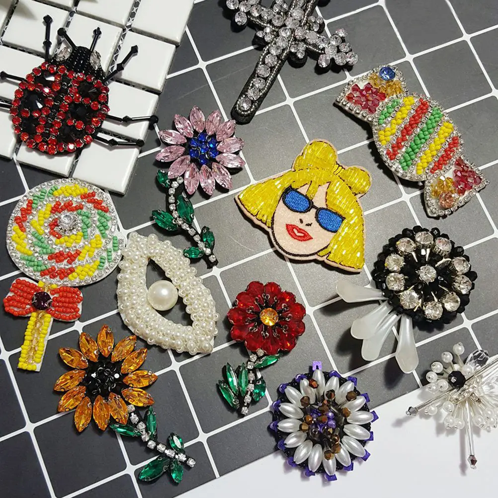 Ladybird Patch Rhinestones Beads Decoration Handmade Fabric Applique DIY Clothes Backpack Hats Repair Fashion Statement