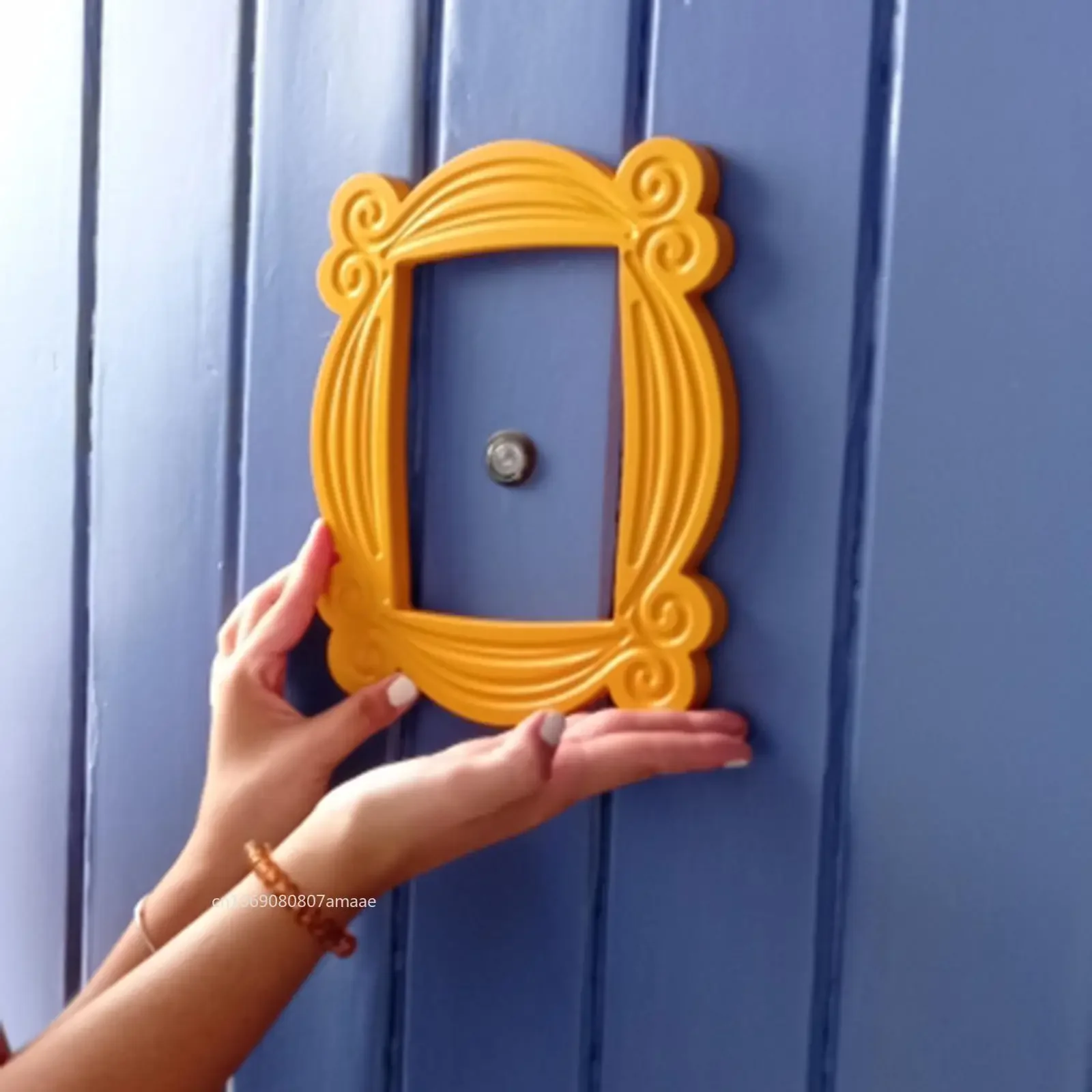 Handicraft Frame Friends TV Show Peephole Frame for Home Ornaments Yellow Photo Frames Collectible for Home Room  Decor