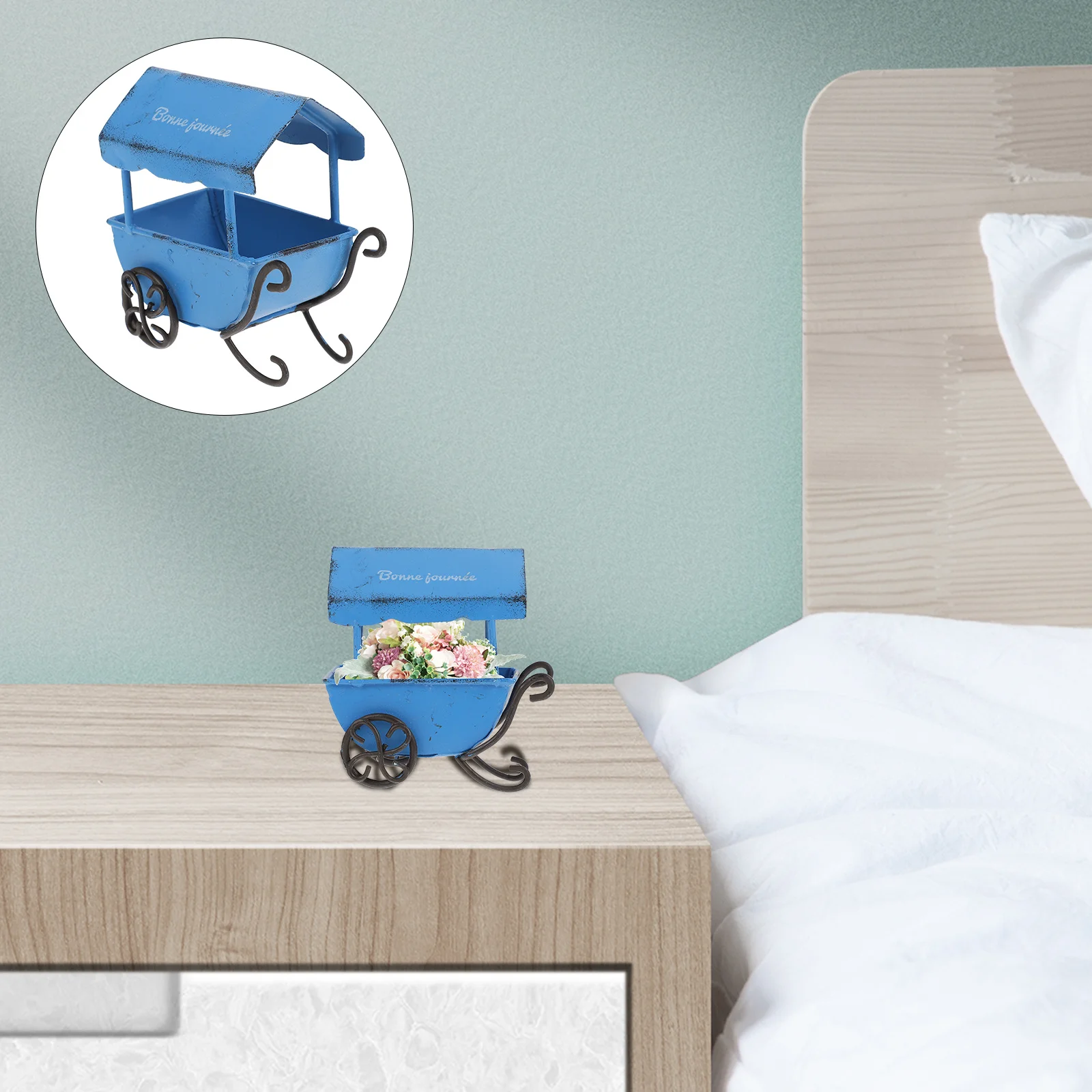 

Retro Tinplate Cart Trolley Decorative Art Craft Vintage Metal Ornament Home Decor Desktop Photography Props Cart Trolley Model