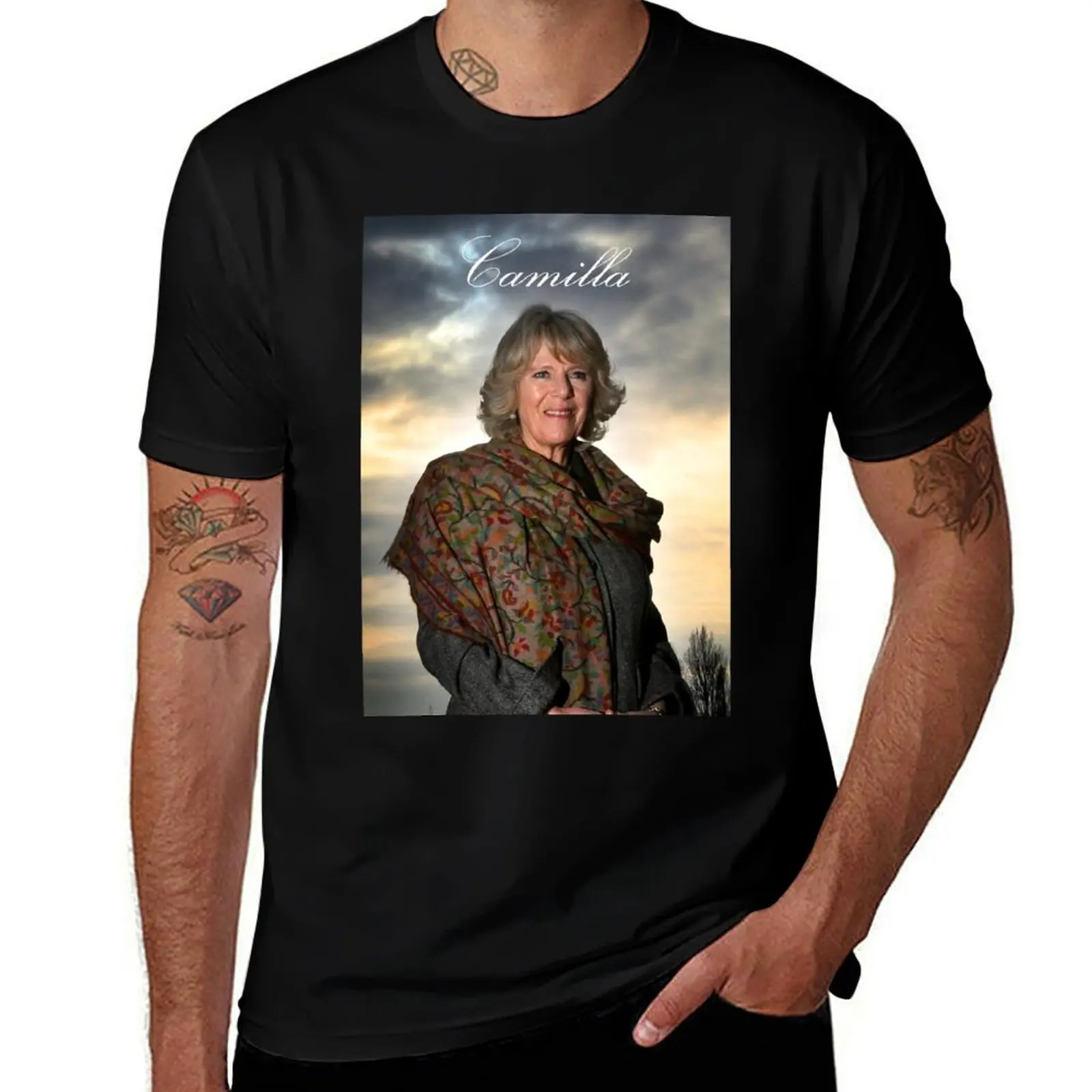 Stunning! HRH Camilla, Duchess of Cornwall T-Shirt Simple Line Art Print Tee T-Shirt