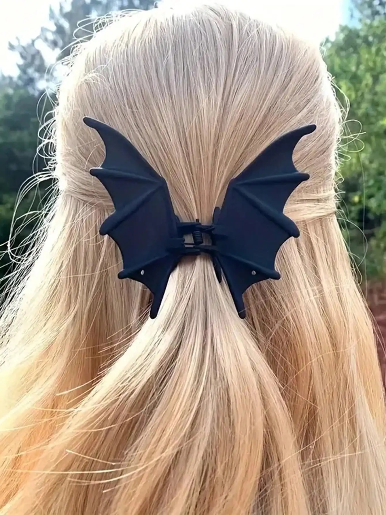 

Gothic Punk Matte Black Bat Wing Hair Claw Halloween Party Hair Accessory for Women