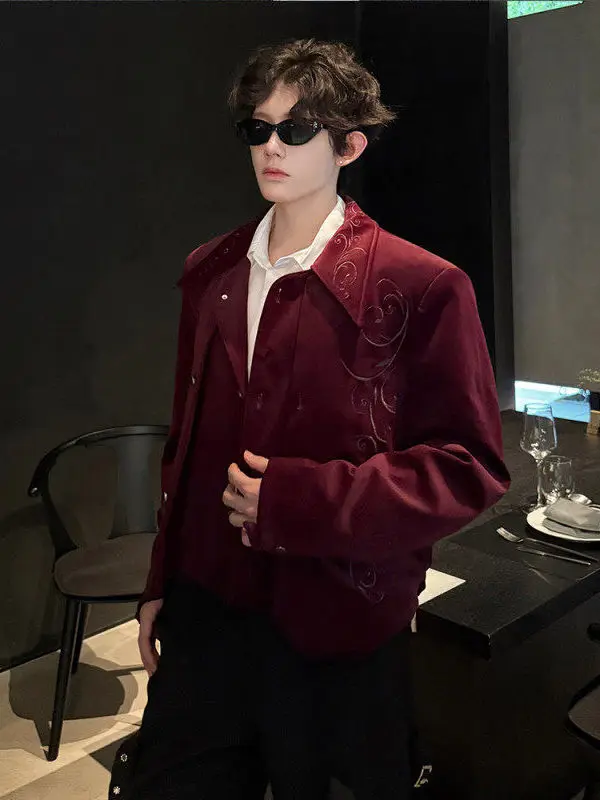 

Retro Court Men's Floing Embroidery ort Collar Jaet Velvet Par ular Top Stand Fit Autumn Winter Youth Faion