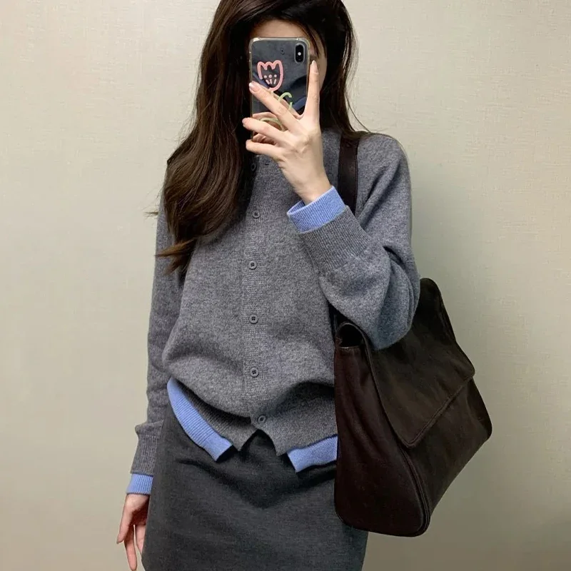 Autumn New Vintage loose Fake Two piece Color Contrasting Splicing Sweater Fashion Casual High Quality Comfortable Women's Top