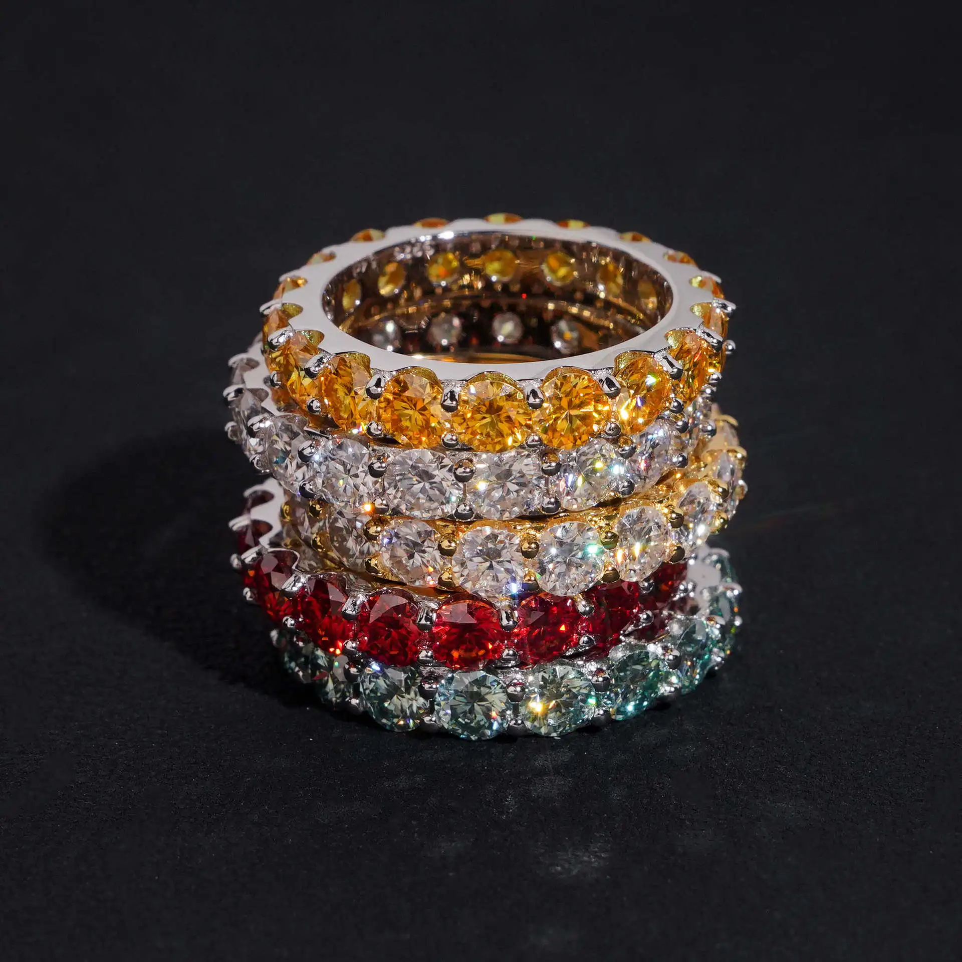 أفضل بيع موضة الوافدين الجدد 4 مللي متر S925 GRA شهادات مجوهرات الزفاف الملونة ممتازة مويسانيتي الخلود الفرقة الدائري