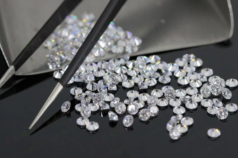 الزركون الأحجار الكريمة حجم صغير 0.7 ~ 2.5 مللي متر 10 قطعة ~ 10000 قطعة الخرز الأبيض مكعب زركونيا الأحجار الجولة بريليانت قطع مجوهرات فضفاضة