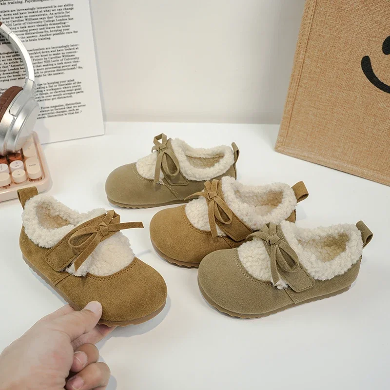 

Winter Girls Classic Warm Plush Shoes New Fashion Kids Causal Cotton Shoes Hook Loop Bowknot Children's Flat Shoes Soft Bottom