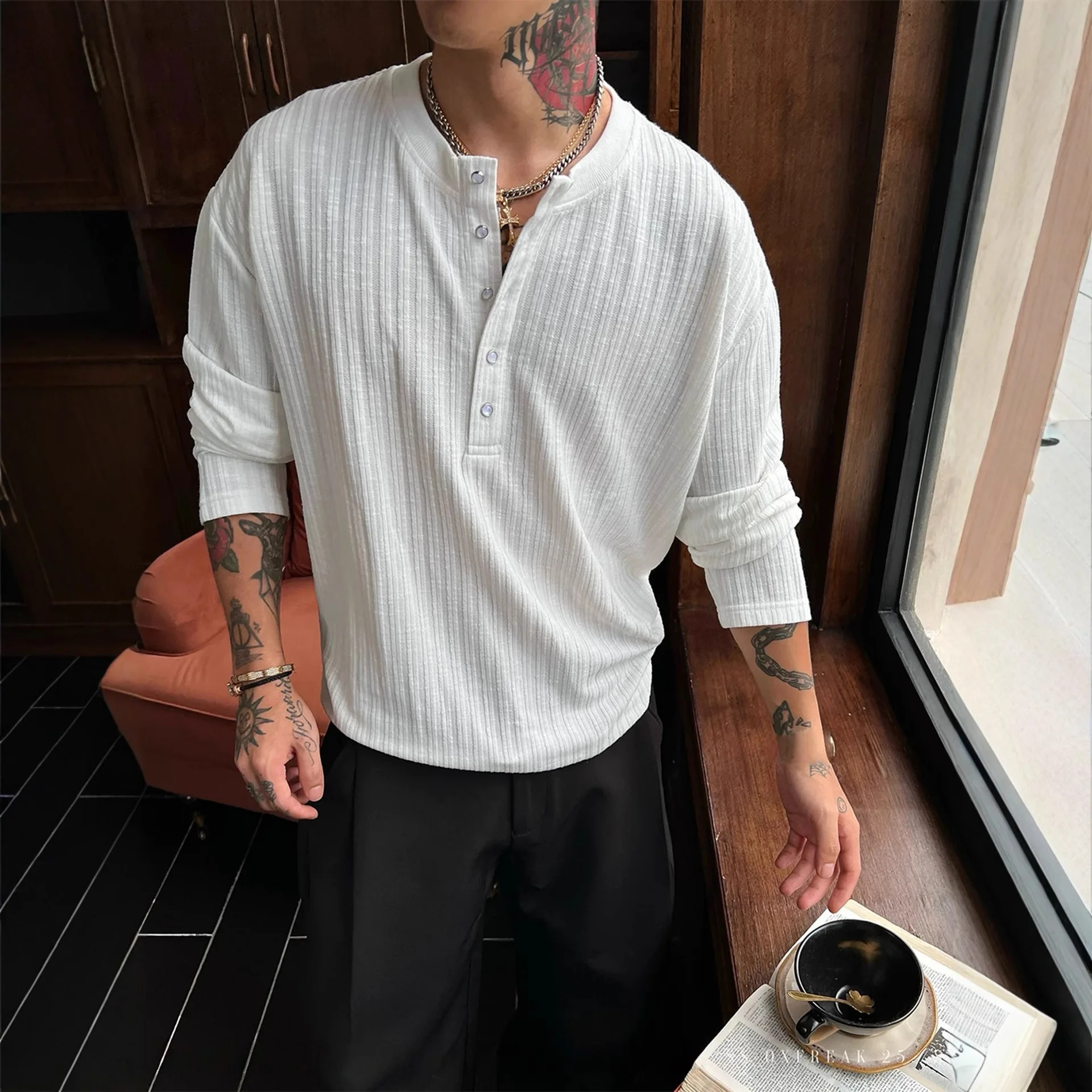 Autumn New Fashion Men Long Sleeve O-neck Button Solid Color Striped Casual Trendy Simple Basic Daily Undershirts Male T-shirts