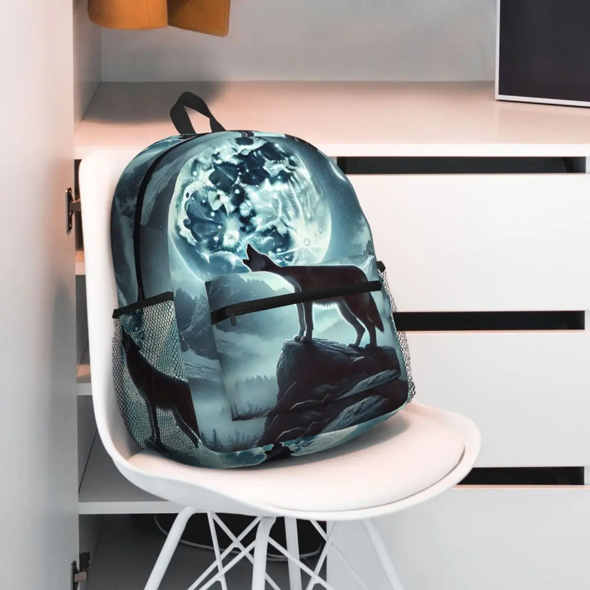 Howling Wolf Under The Moonlight Print Backpack Daypack Large Capacity Kids BookBag School Bag Shoulder Bags for Men Women