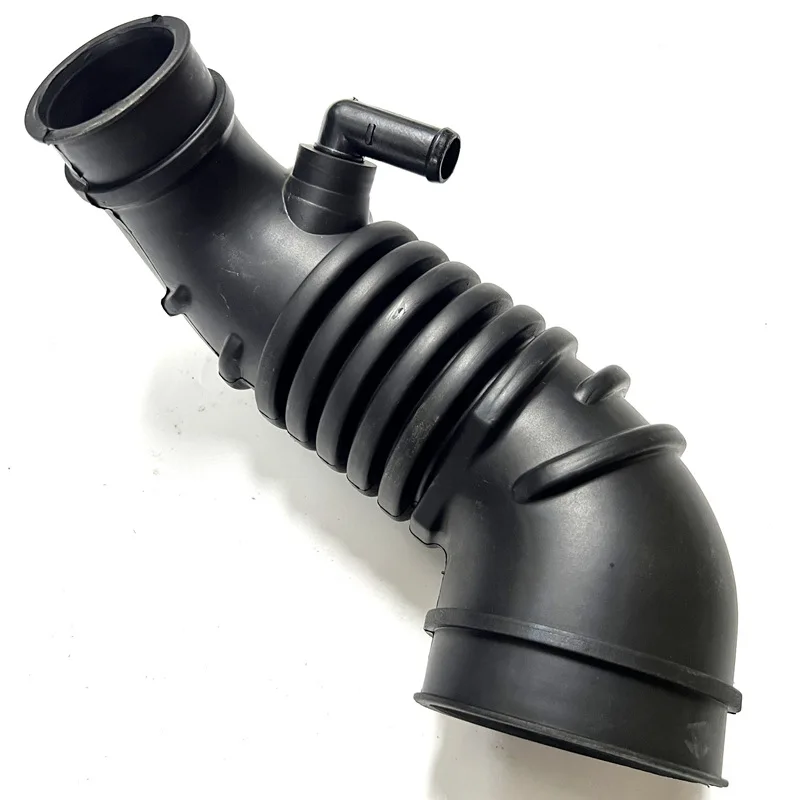 For MN171012 Air Intake Hose for Mitsubishi Pajero Sport L200 4D56 Engine