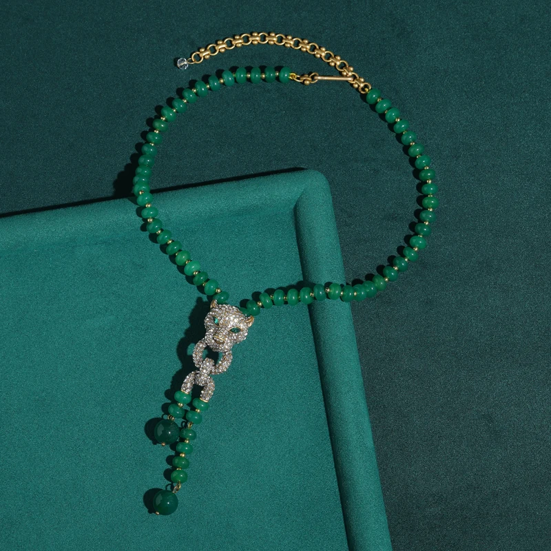 Vintage Beaded Emerald Necklace Leopard Head Tassel Pendant Glass Woman Luxury Designer Jewelry Evening Party Accessories New