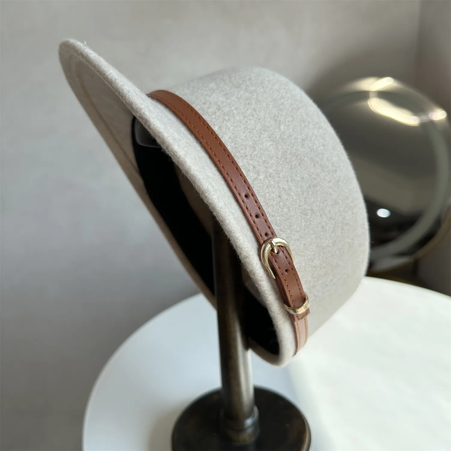 Adults Women Classic Equestrian Cap 100% Pure Wool Felt Short Brim Hat Stereo Shaping Elegant Daily Headwear Warm Outdoor
