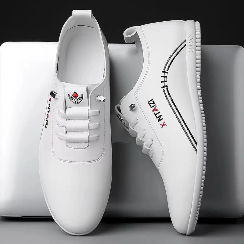 Retro Leather Shoes for Men Summer 2025 New Outdoor Lightweight Men's Loafers British Peas Shoes Men's Moccasins Tenis Masculino