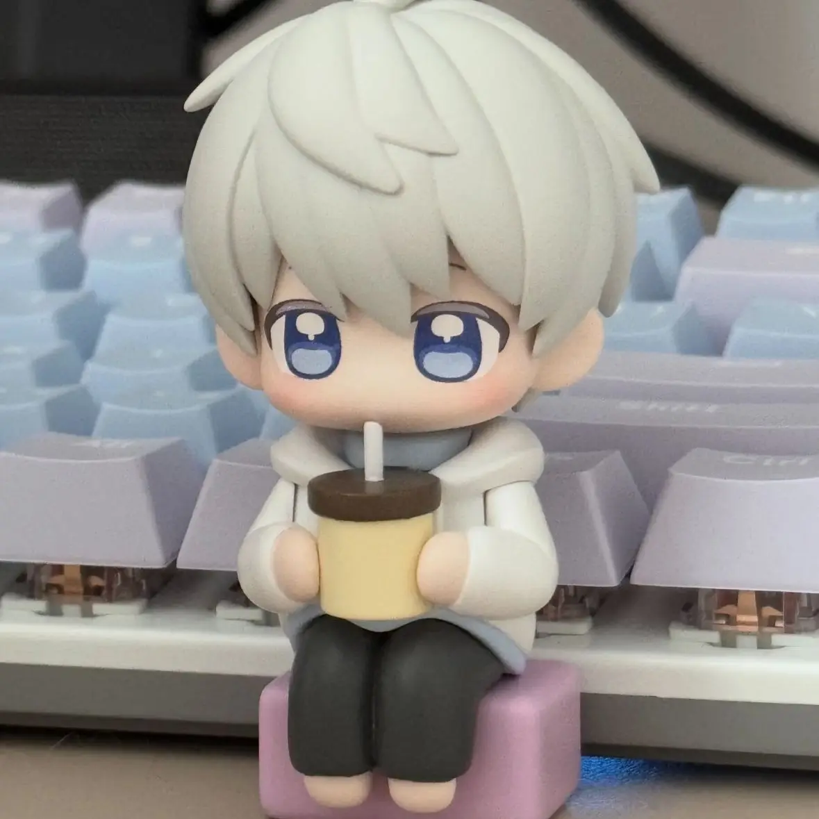 

10cm Anime Love and Deepspace Xavier Kawaii Mini Doll Sitting Posture Toy Cartoon Figure Desk Stand Cosplay Mascot Gifts