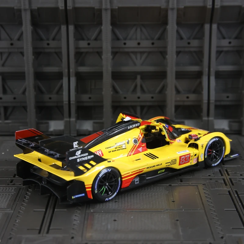 Simulação Bburago 1:24 Ferrari 499P #   Ornamento de modelo de carro em liga 83, porta pode ser aberta detalhes ricos, acabamento fino