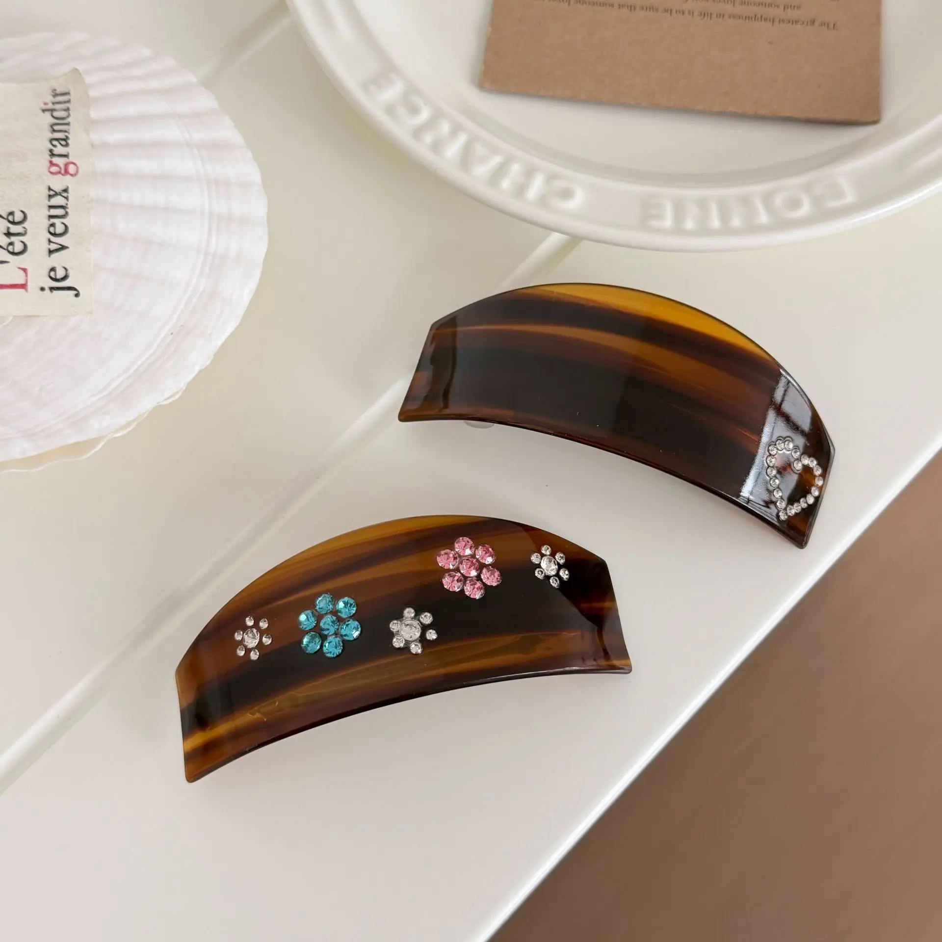 Hair Clip Acetate Amber Heart Retro Chic Spring Clasp Back Head Edgy Sweet Strong Grip Everyday Comfortable Premium Durable
