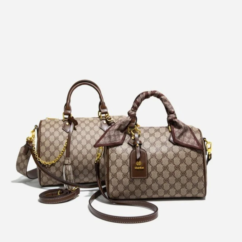 

Premium Leather Messenger Bag For Ladies, Stylish Shoulder Bag With Adjustable Strap, Elegant Crossbody Handbag