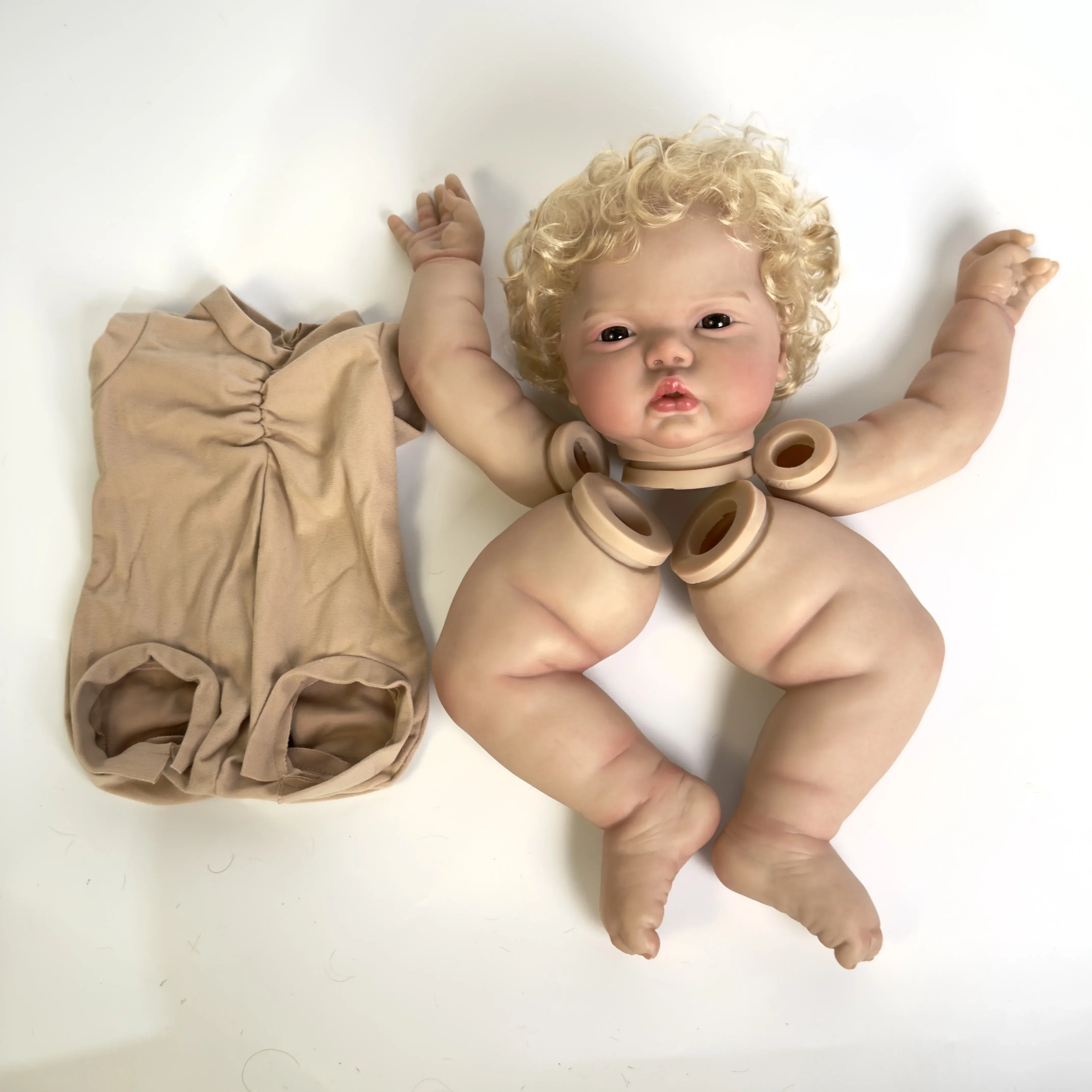DLS 24 pouces cornichon éveillé Reborn bébé poupée taille Kit déjà peint réaliste doux au toucher blond cheveux courts bricolage poupée pièces
