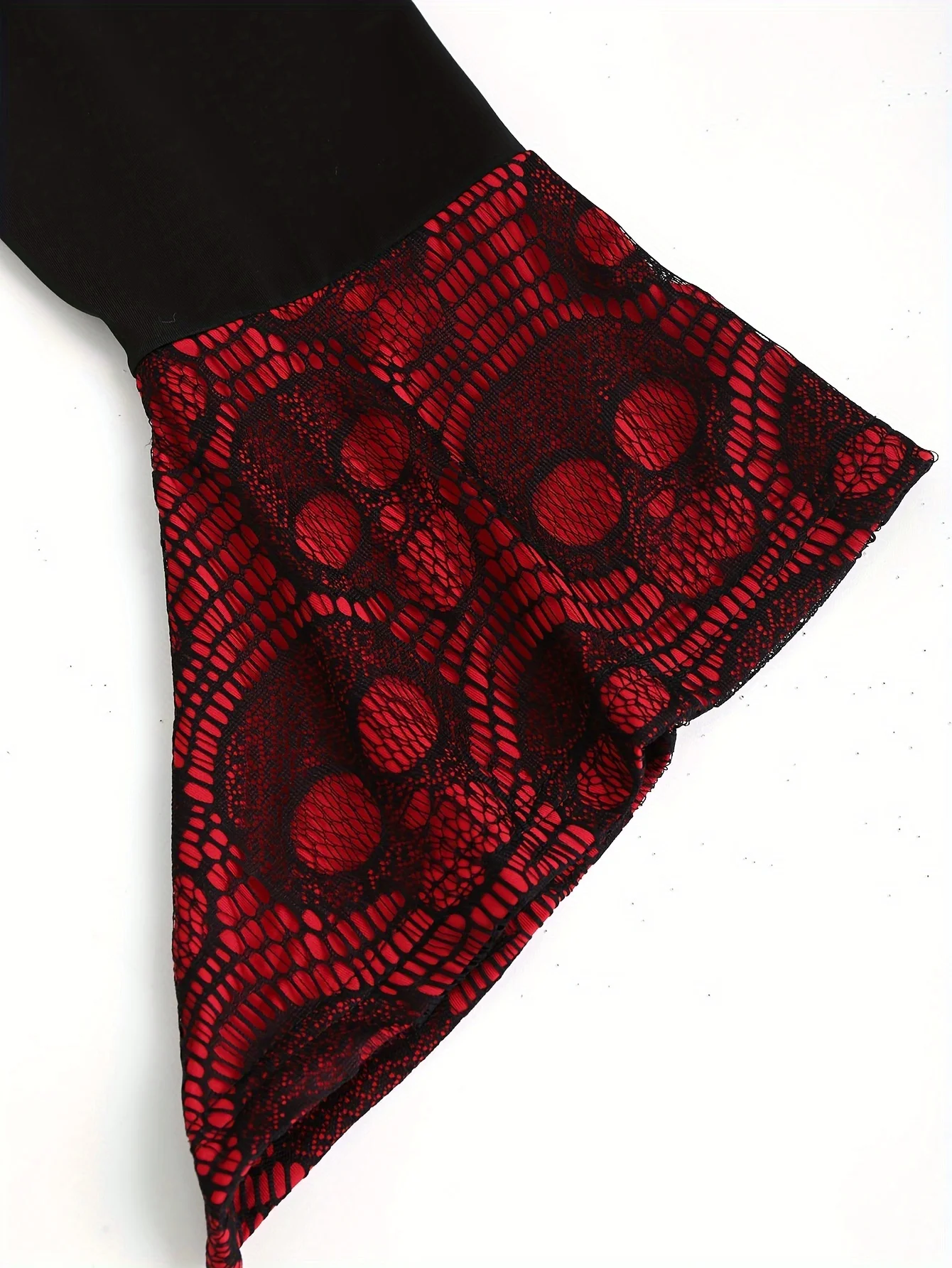 European and American fashion women's Halloween selection Gothic flared sleeves skull lace patchwork irregular T-shirt plus-s