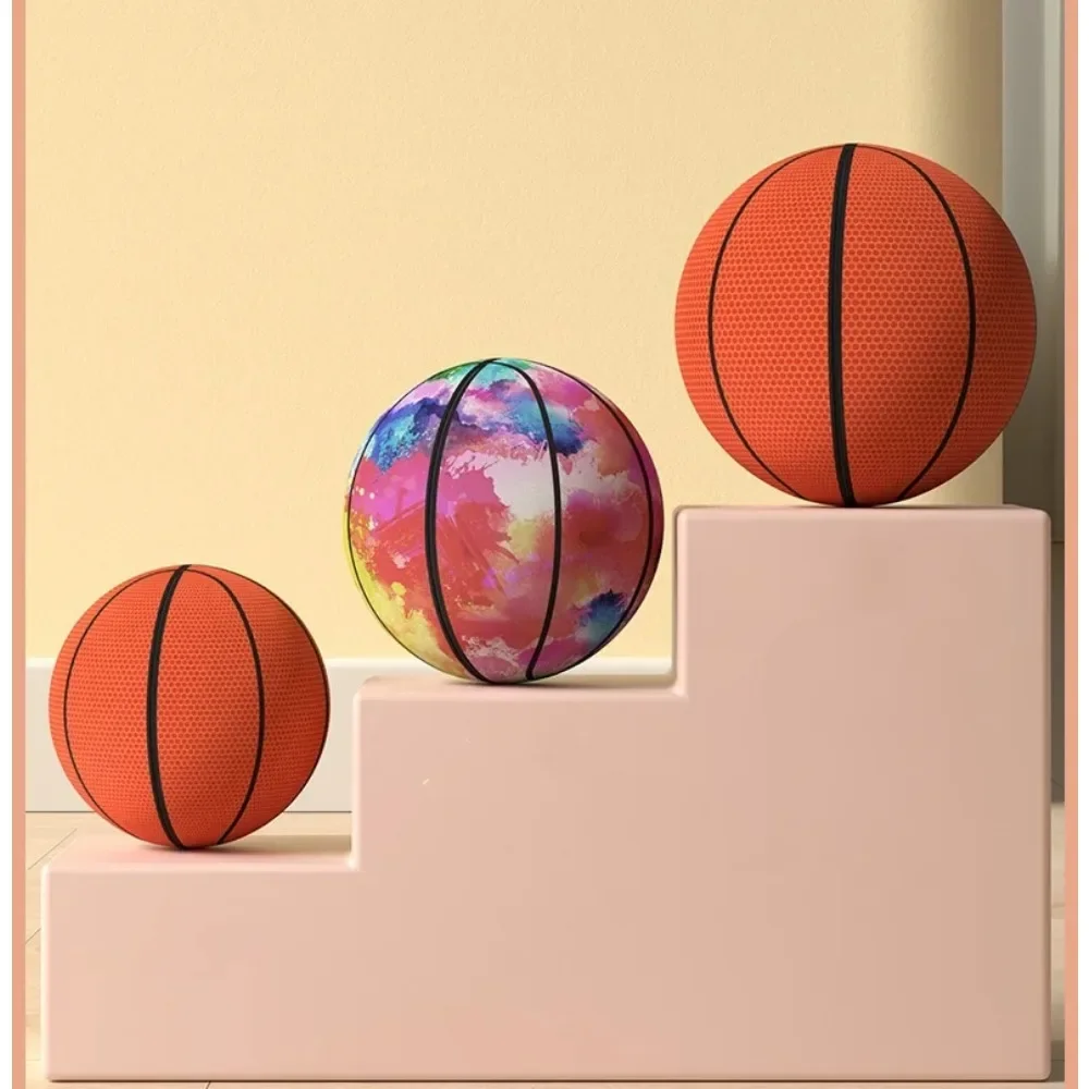 غطاء قماش كرة السلة من الإسفنج المرن الناعم للاستخدام الداخلي وكثافة كرة كتم الصوت والألعاب الرياضية بدون كرة ضوضاء
