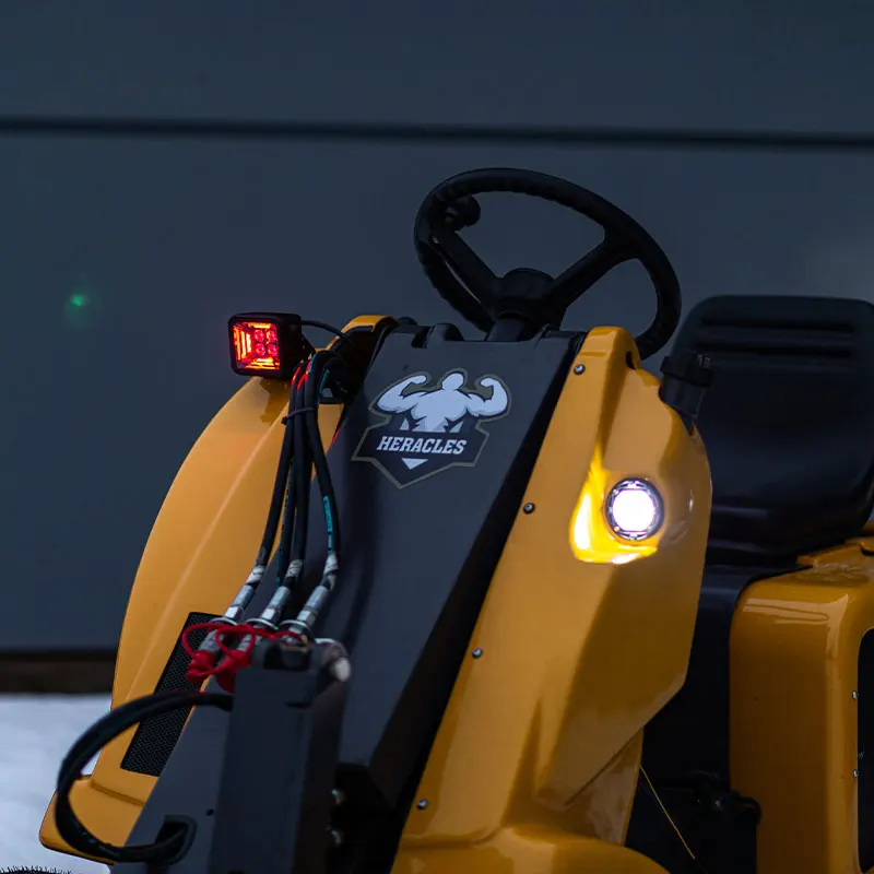 السلع الفورية ~ محمل انزلاقي صغير متعدد الوظائف ثلاثي العجلات، محمل ديزل هيدروليكي خفيف الوزن وملحقاتها