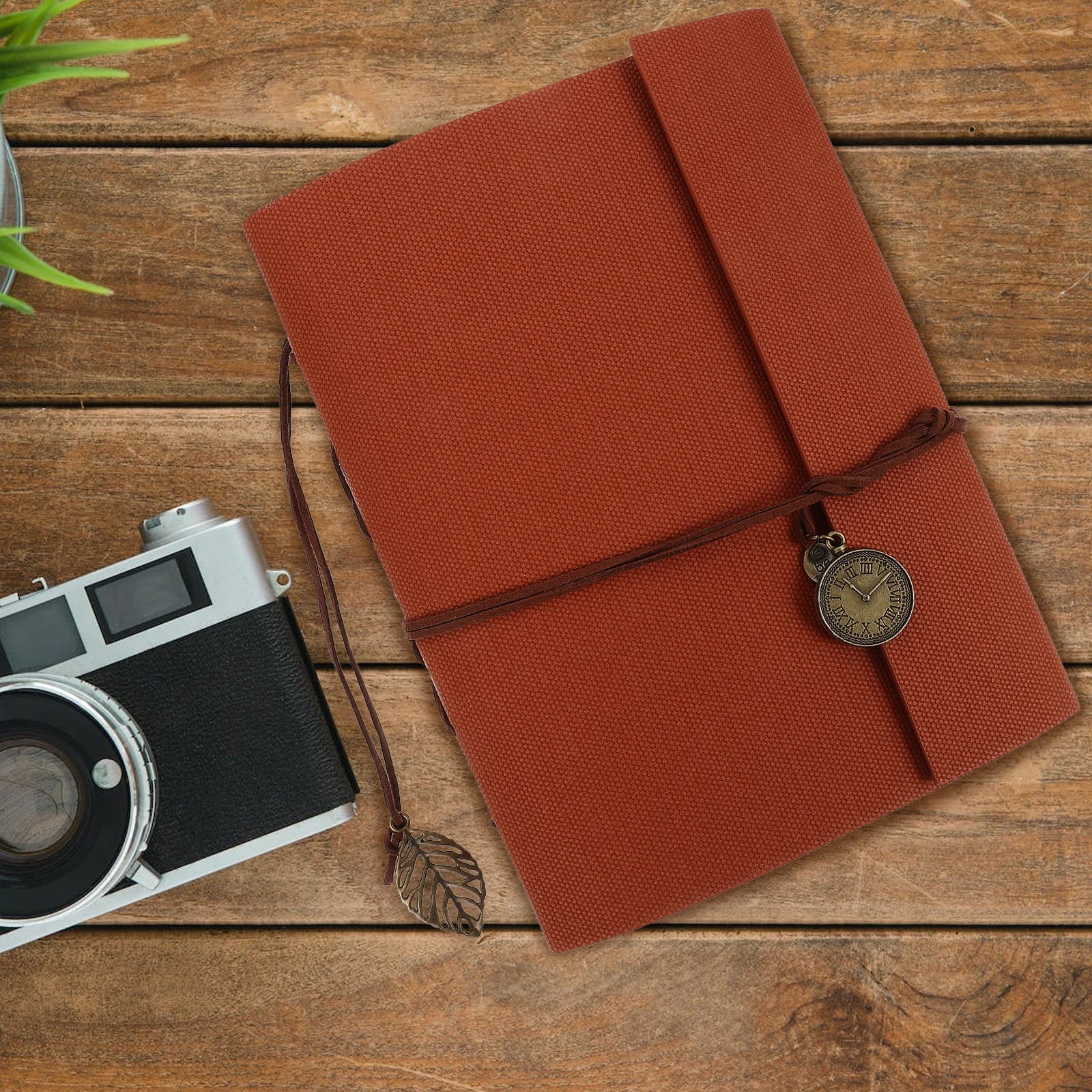 

Retro Style Scrapbook Album Vintage Photo Book DIY Handmade Album for Family Birthday Wedding Anniversary Gift