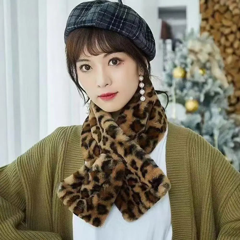 النساء ليوبارد طباعة أفخم وشاح الشتاء رشاقته الفراء عبر طوق وشاح في الهواء الطلق يندبروف فو الفراء والأوشحة لينة فروي الرقبة أدفأ