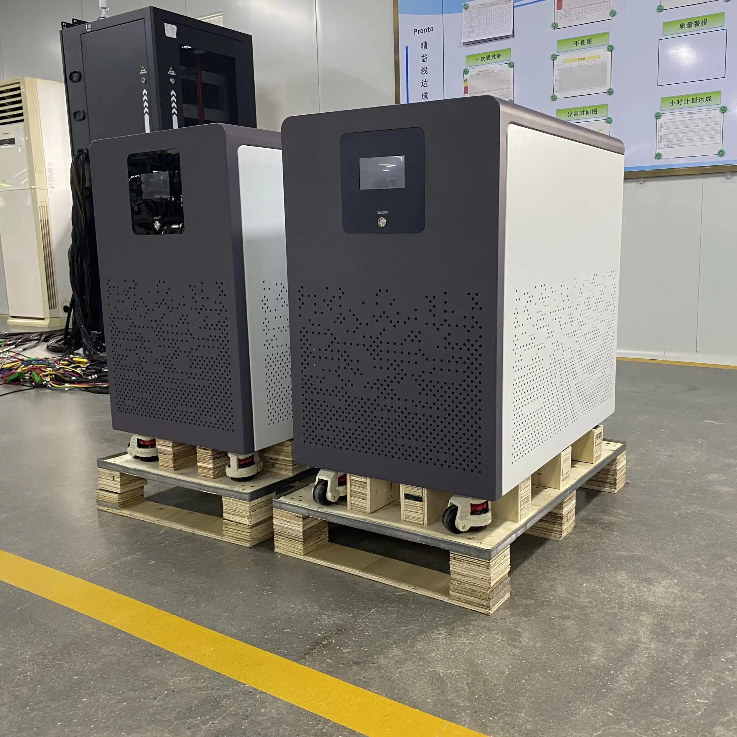 Residential Solar LiFePO4 Stackable Energy Storage System 51.2V 100Ah 300Ah 10-15KWh Rack-Mounted Home Grid RS485 BMS EU Stock