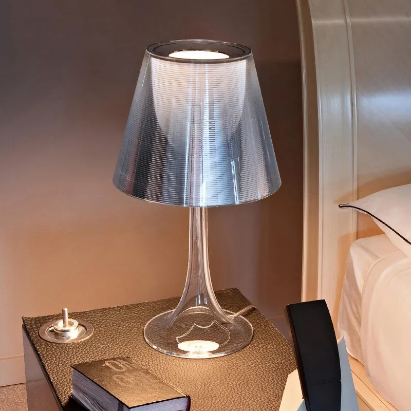 candeeiro de mesa acrilico transparente de design com lampada led e27 para quarto e sala de estar 01