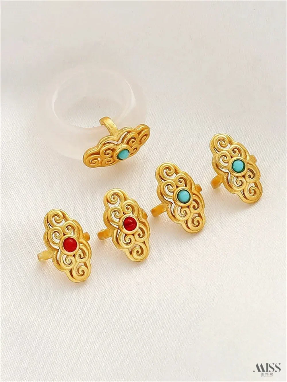 

18K Matte Gold Color Inlaid Green Pine Red Zircon Auspicious Cloud Ring Buckle DIY Handmade Bracelet Jade Ring Buckle Accessorie