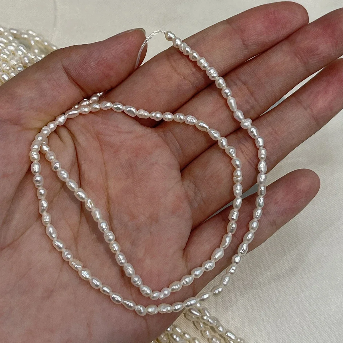 2-3mm Reisperlen Natürliche Süßwasserperlen Abstandshalter Lose Perlenstränge für Damen-Schmuckherstellung DIY Halskette Armband Ohrringe Zubehör – Detail 5