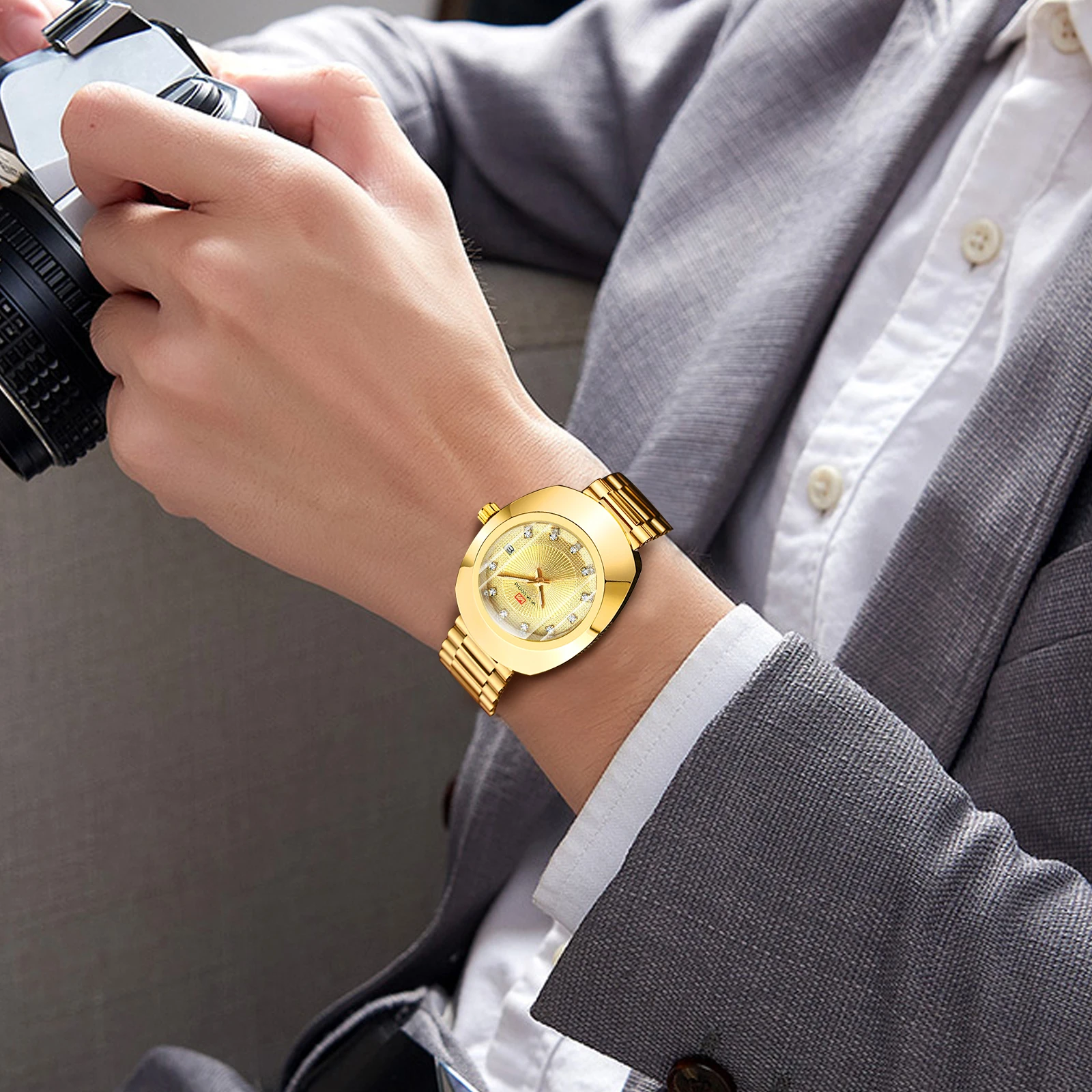 Top Brand Luxury Men\'s Watches Fashion Gold 40mm Diamond Dial 3Bar Waterproof Stainless Steel Original Quartz Wristwatch for Man