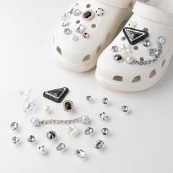 Shoe Charms DIY Camellia Pearl Diamond Chain Decoration Buckle for Hole Shoe Charm Accessories Kids Party Girls Gift