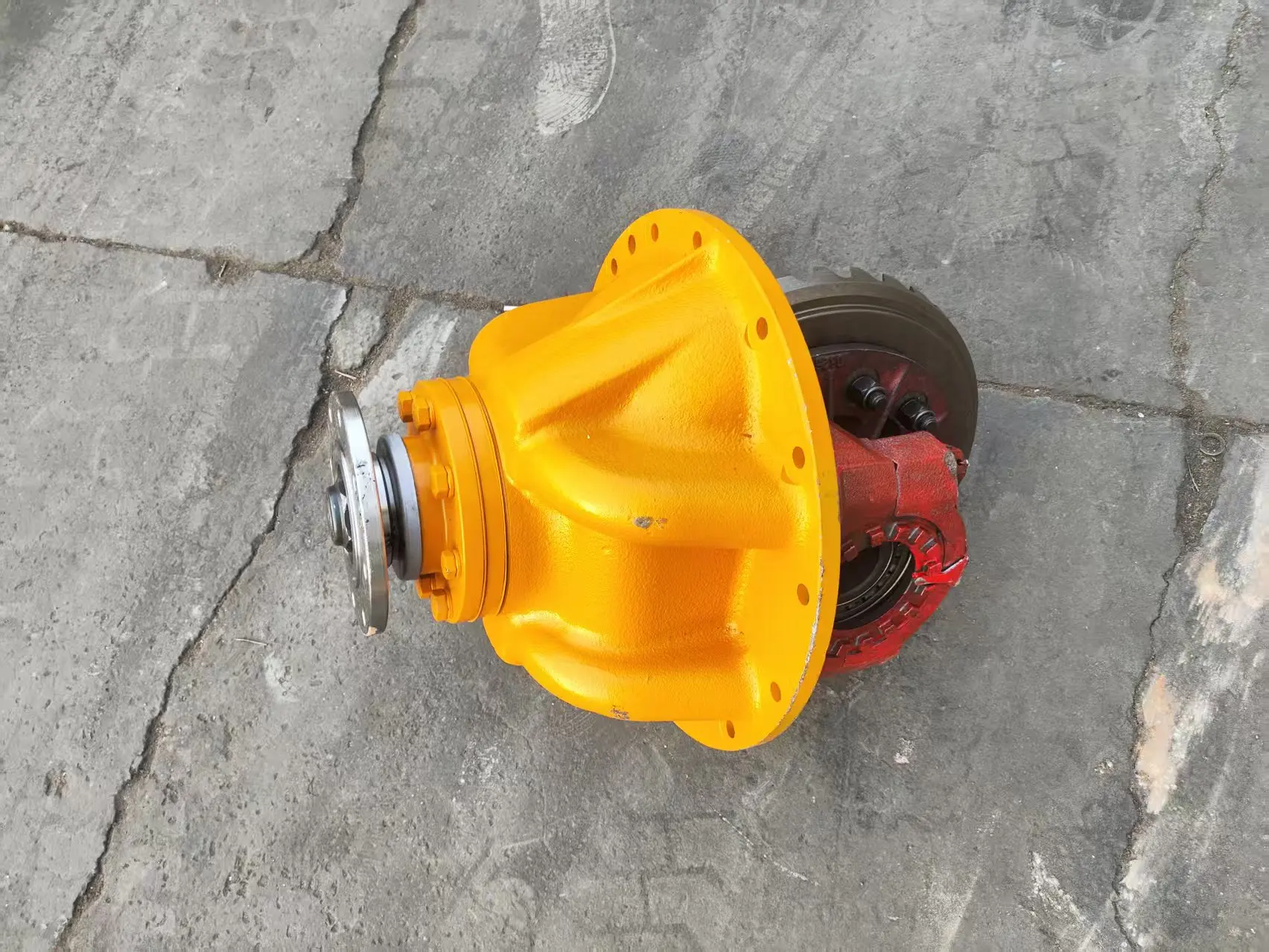 

226800370 860118382 860113705 43W0017/00E0023B 263-18-0211 0 Roller differential assembly